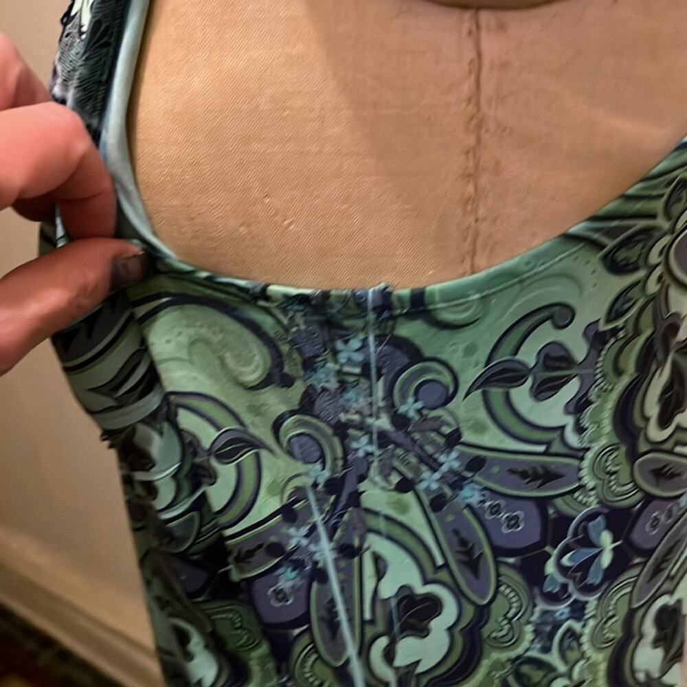 dressbarn Paisley V-Neck Crochet Neck Sleeveless Tunic Top Petite XL - Picture 9 of 10